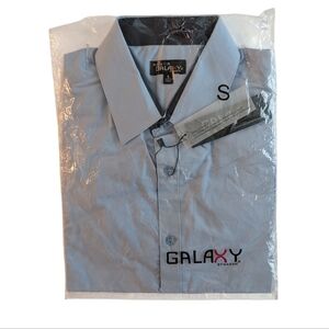 NWT Galaxy By Harvic Men's Light Blue Button Down Shirt Short Sleeve Size S